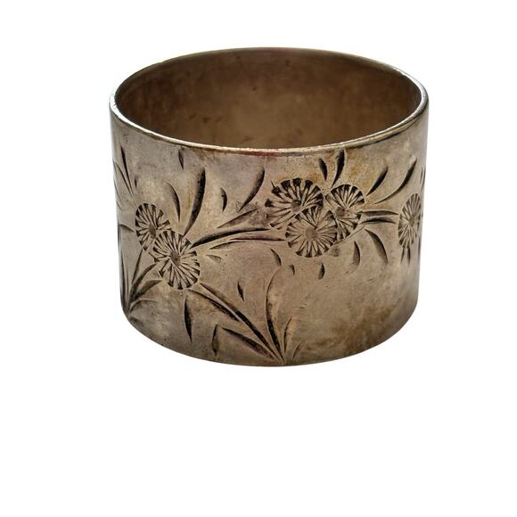 VICTORIAN ENGRAVED Coin/Sterling Silver Floral NAPKIN RING Unmarked 36 Grams - Picture 3 of 10